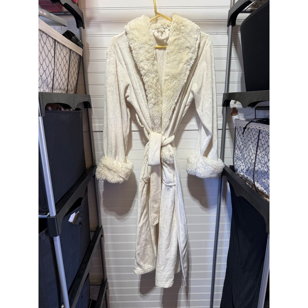 Pottery Barn Faux Fur Robe One Size